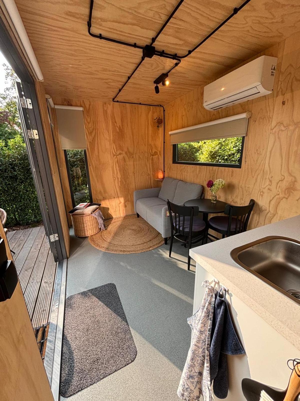 Tiny House The Cabin Peize Экстерьер фото